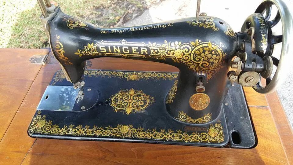 Singer Sewing Machine