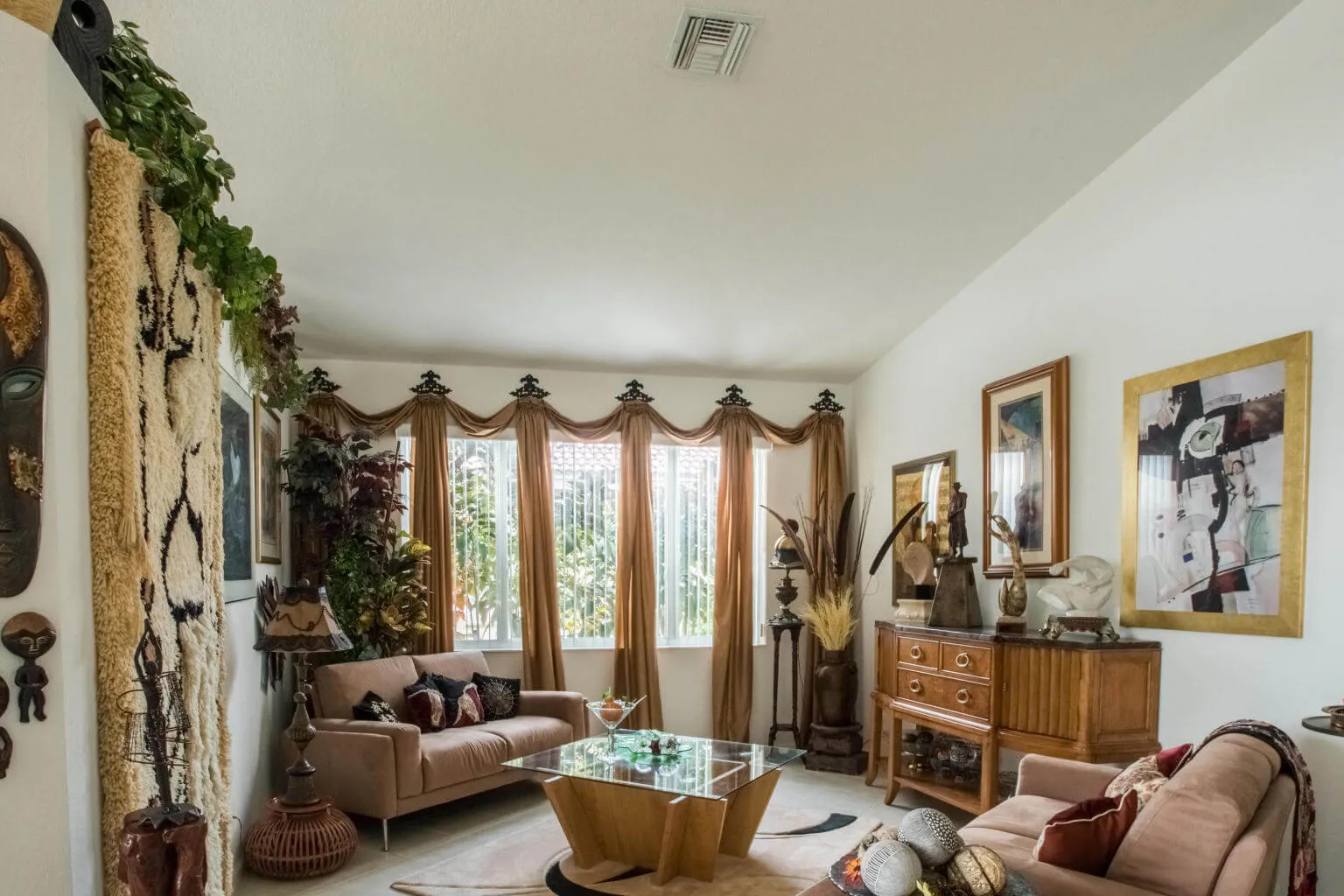 8491 Marsala Way Boynton Beach Florida Family Room Items